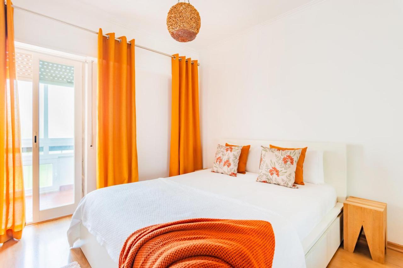 Santo Amaro Beach Family Stays Oeiras Eksteriør billede