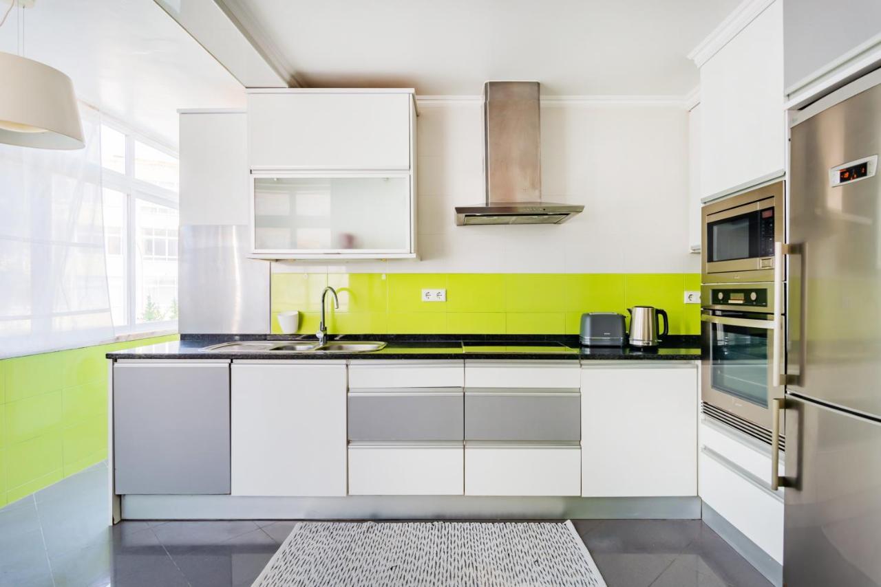 Santo Amaro Beach Family Stays Oeiras Eksteriør billede