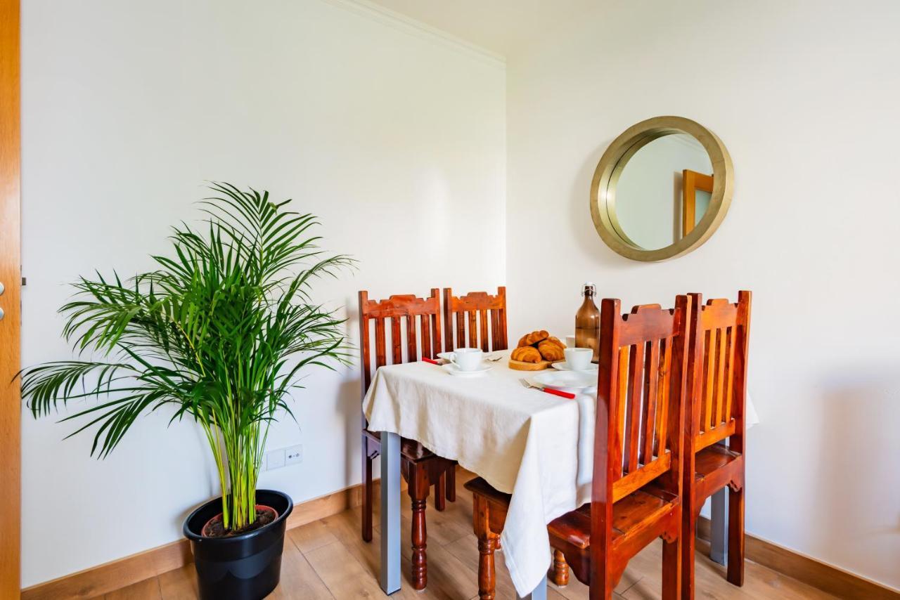 Santo Amaro Beach Family Stays Oeiras Eksteriør billede