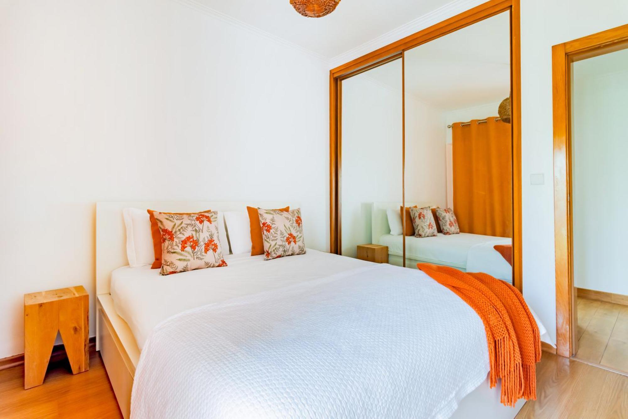 Santo Amaro Beach Family Stays Oeiras Eksteriør billede